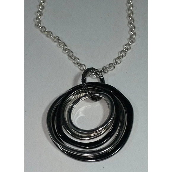 Liz Claiborne LC Silver Tone 5 Ring‎ Necklace Ajustable - Picture 6 of 7